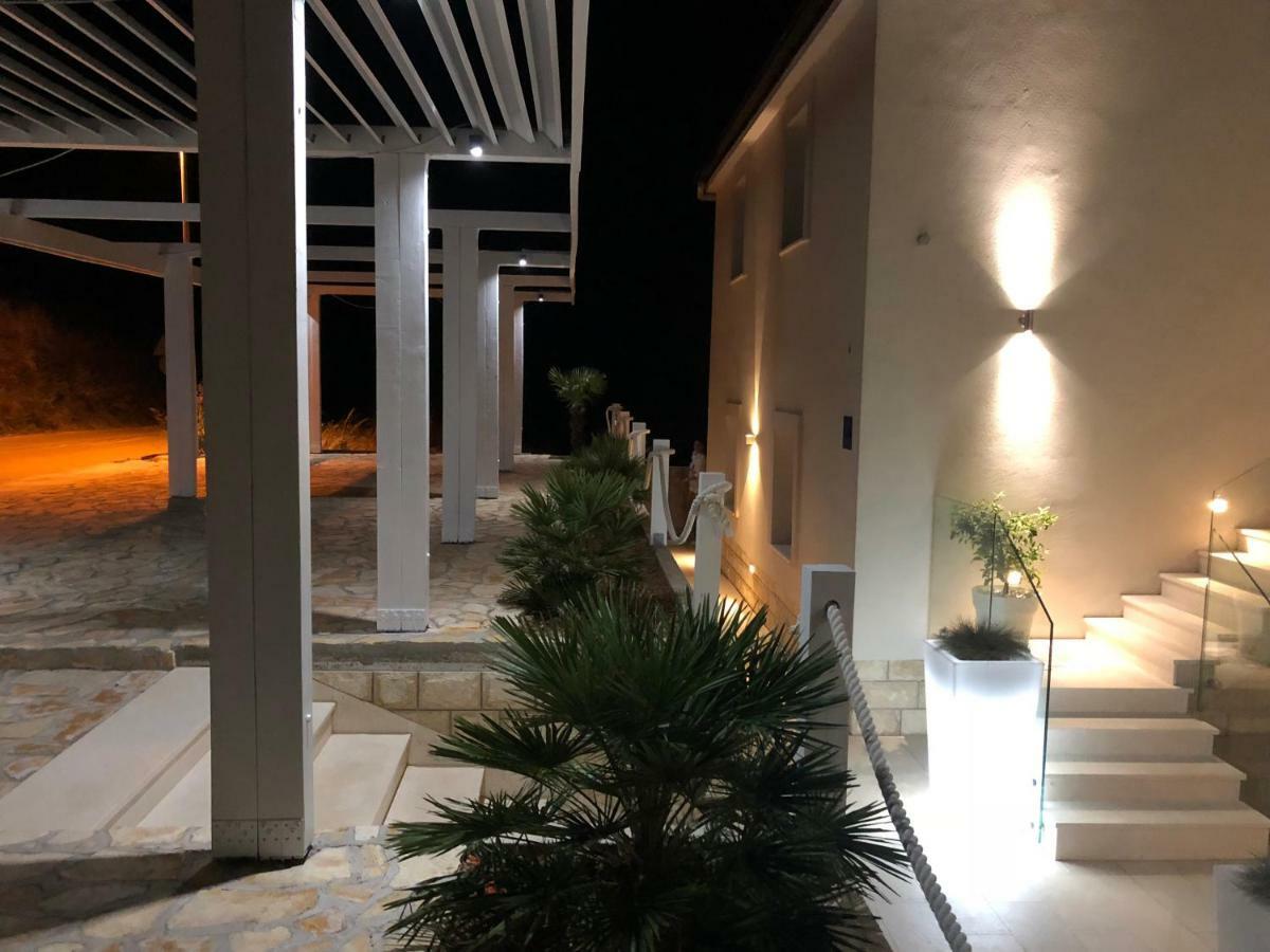 Perla Hvar Aparthotel Иван-Долац Экстерьер фото